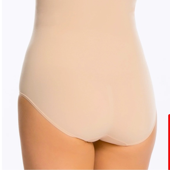 SPANX Higher Power Panties - Picture 3 of 5